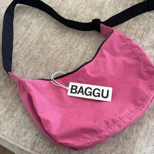 Baggu medium crescent bag